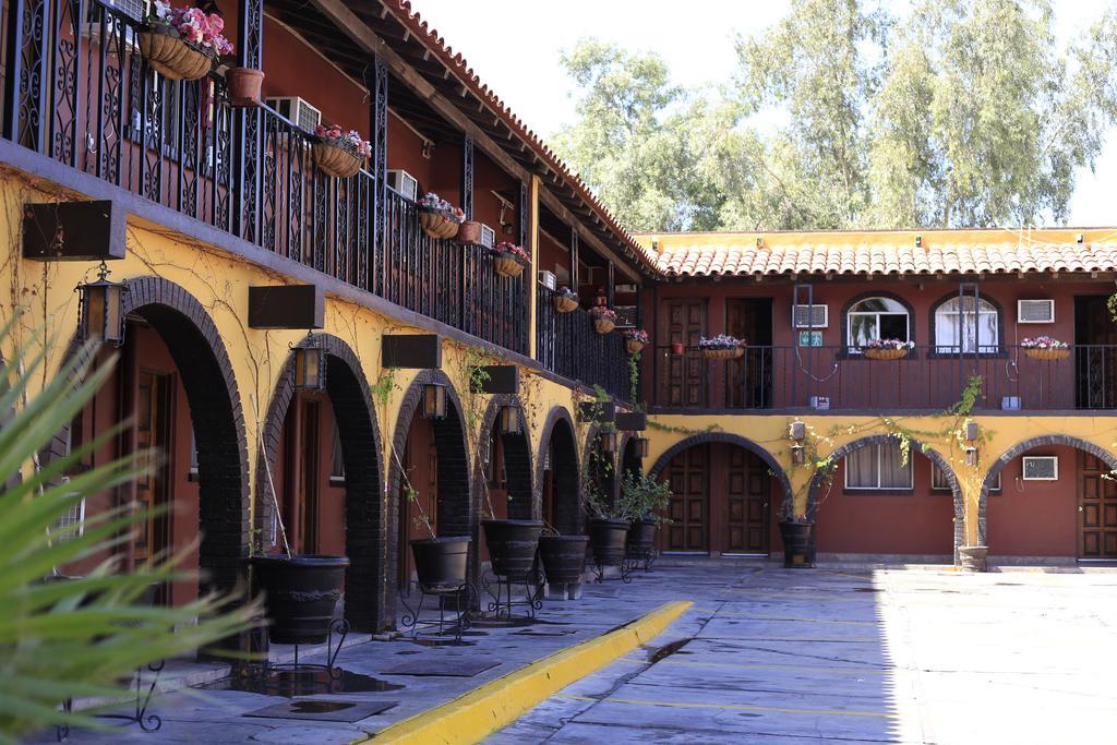 Hacienda Del Indio Hotel Mexicali Bagian luar foto