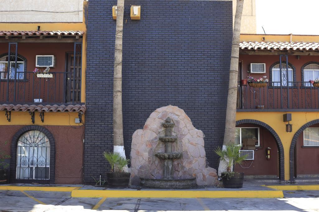 Hacienda Del Indio Hotel Mexicali Bagian luar foto